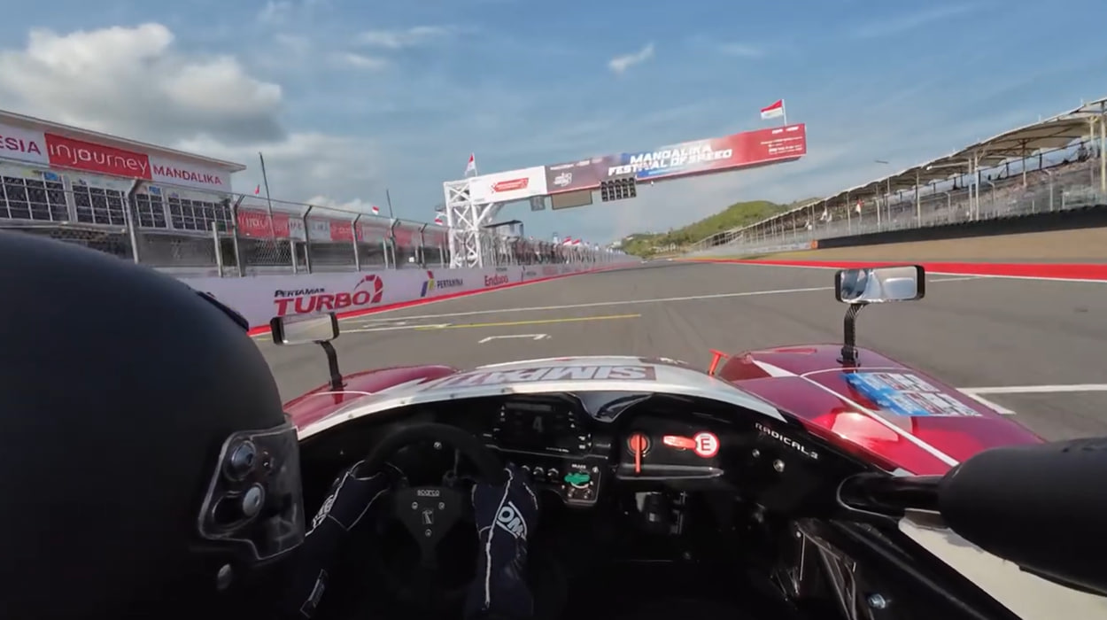First Time Driving a Radical SR1 at Mandalika Circuit